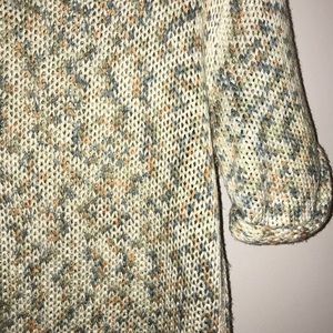 H&M Sweaters - 3/$15. Sweater tee H&M Sweaters - 3/$15. Sweater tee